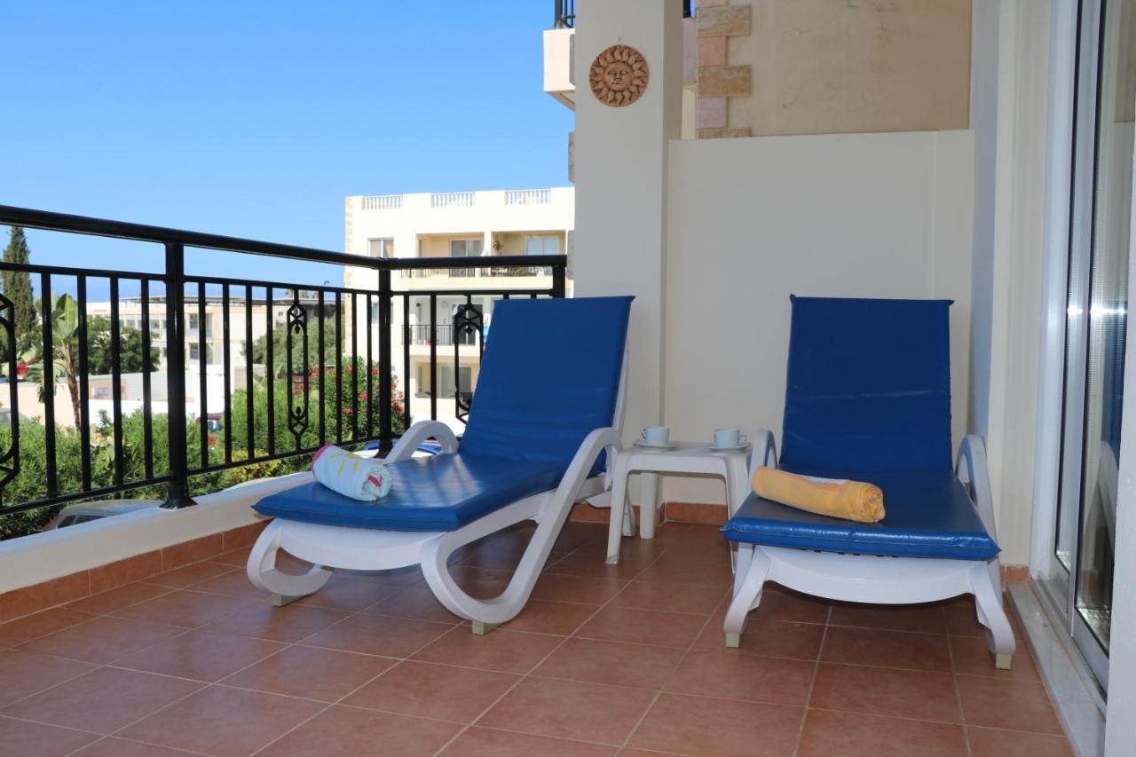 Sunset Apartment With Pool & 10 Mins To Venus Beach Paphos Buitenkant foto